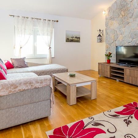 Urban Luxury Suites Juricevic Duće Dış mekan fotoğraf