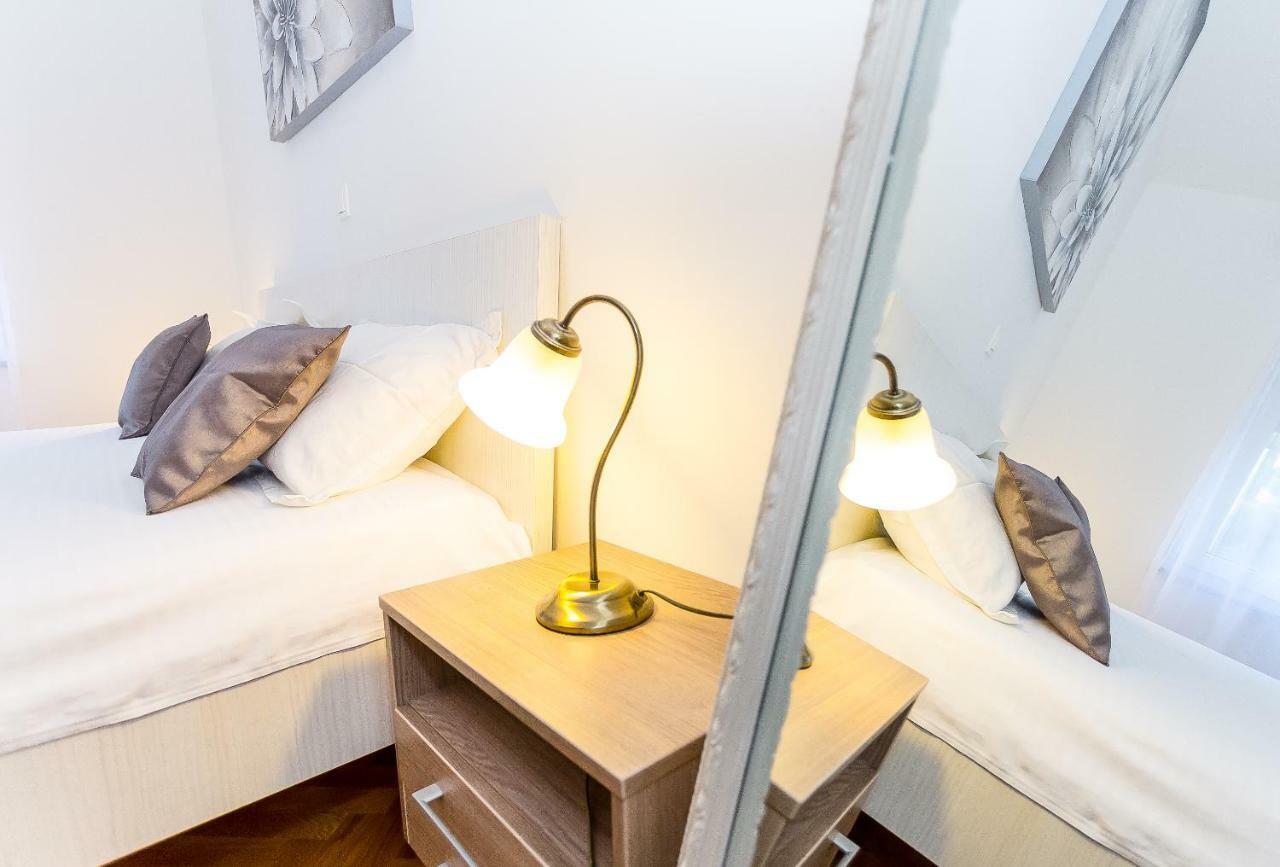 Urban Luxury Suites Juricevic Duće Dış mekan fotoğraf