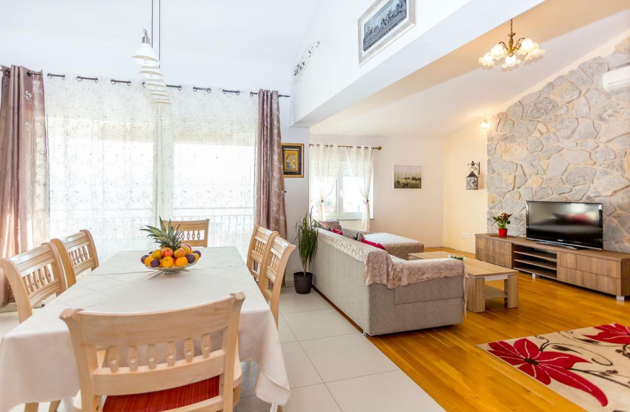 Urban Luxury Suites Juricevic Duće Dış mekan fotoğraf