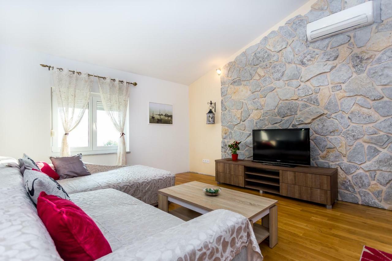 Urban Luxury Suites Juricevic Duće Dış mekan fotoğraf
