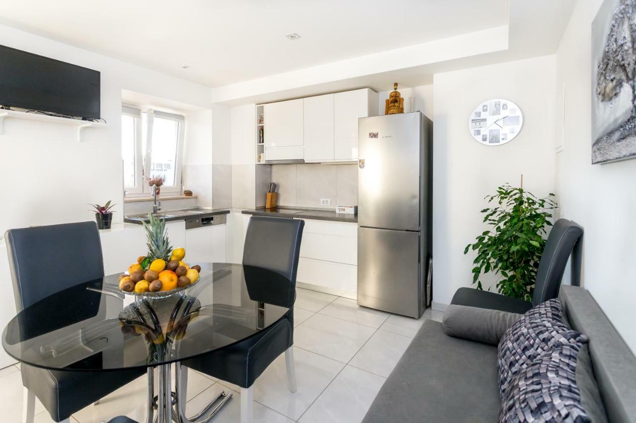 Urban Luxury Suites Juricevic Duće Dış mekan fotoğraf